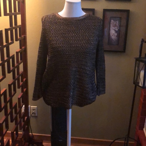 Sweater - Picture 1 of 5